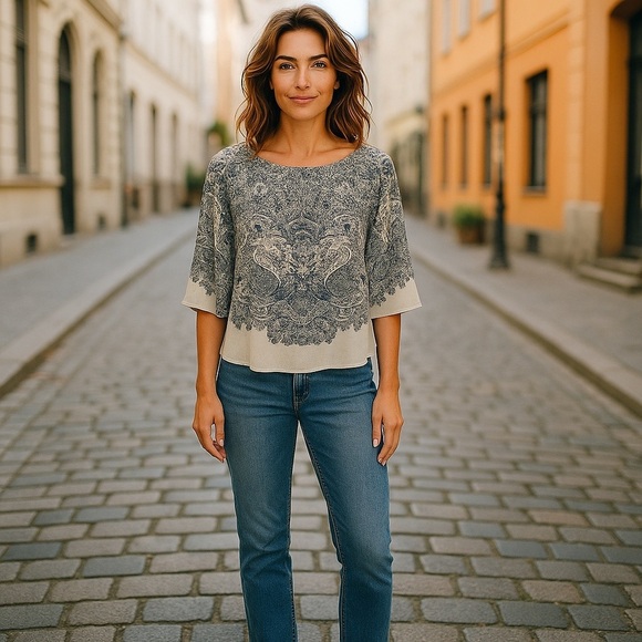 Rose & Olive Beautiful blouse. Size Xsmall. NWOT. - Picture 1 of 7